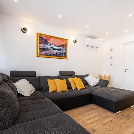 זאדאר M&F Luxury Apartment מראה חיצוני תמונה